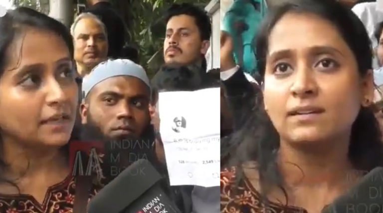 குடியுரிமை திருத்த சட்டம் போராட்டத்தில் கவனத்தை ஈர்த்த பெண்!