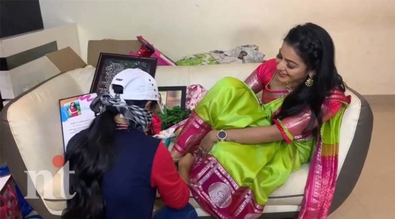 ‘பாண்டியன் ஸ்டோர்ஸ்’ சித்ராவை நெகிழ வைத்த ரசிகை – வீடியோ