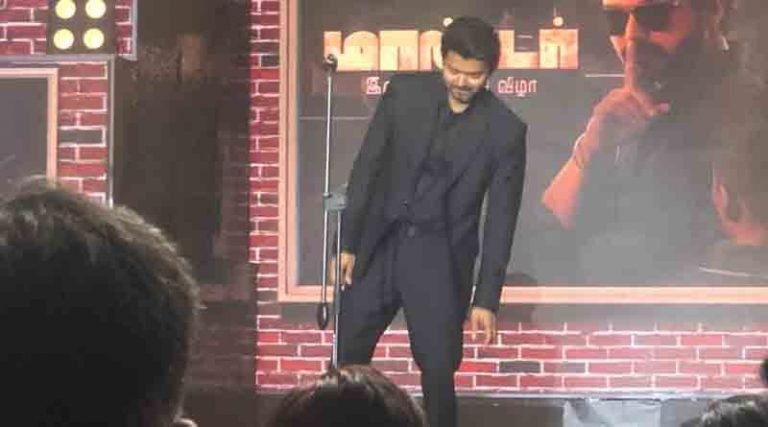 விஜய் மேடையில் ஆடிய நடனம் – வீடியோ