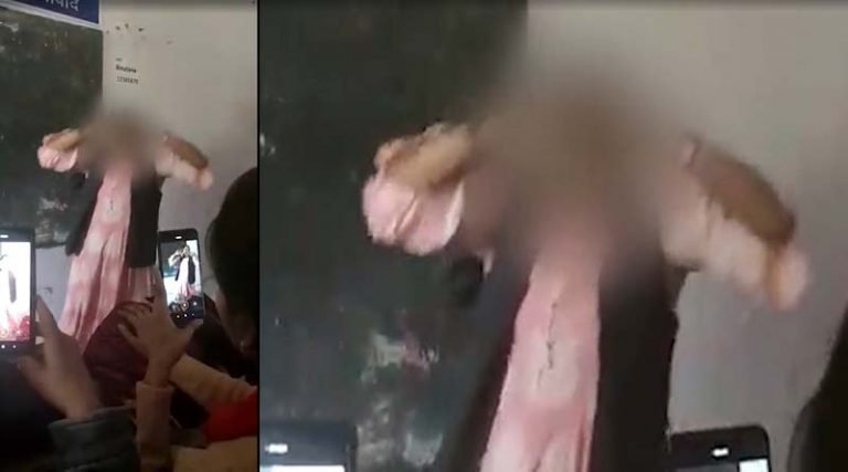வகுப்பறையில் ஆசிரியர்கள் குத்தாட்டம் – கடைசியில் நடந்த சோகம் – வீடியோ