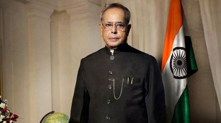 முன்னாள் குடியரசுத் தலைவர் பிரணாப் முகர்ஜி  காலமானார்