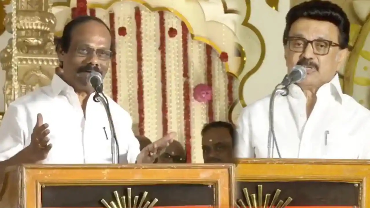 ஸ்டாலின் கழற்றிய செருப்பே தமிழகத்தை ஆள்கிறது! லியோனி பேச்சு